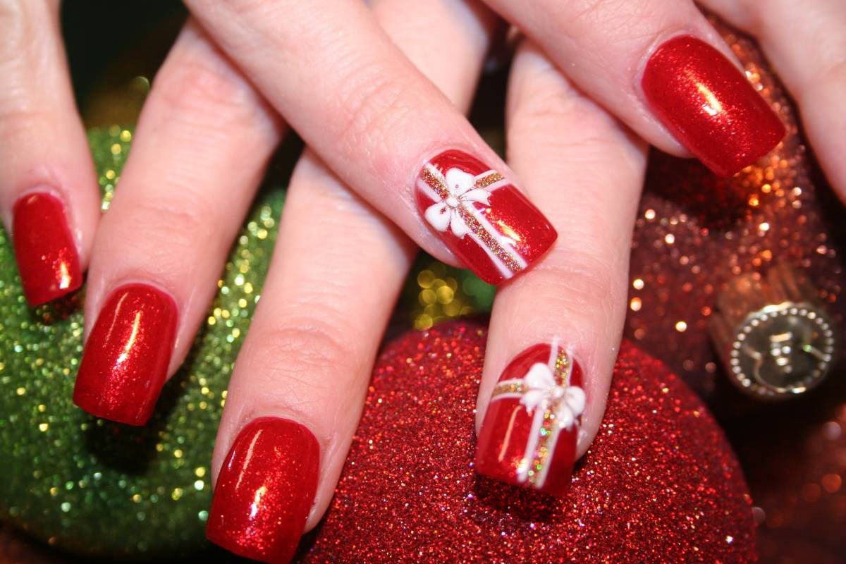 4. Cute and Easy Christmas Nail Designs - wide 5